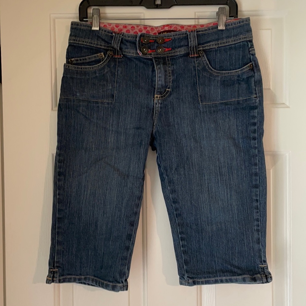 Lee denim Bermuda shorts. Size Medium